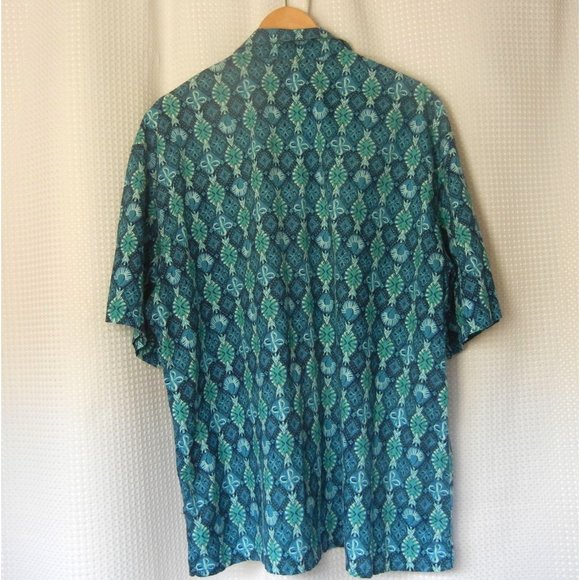 Blue print Hawaiian Shirt, Duke Kahanamona  XL coconut buttons gently preowned - Picture 2 of 7